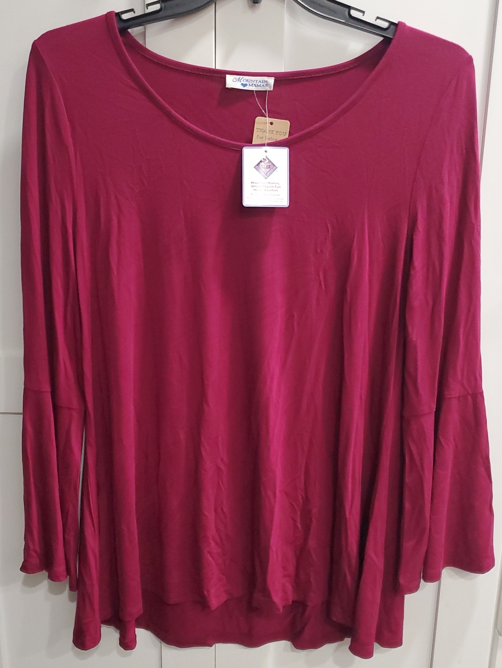 Mountain Top Fuchsia Scoop-Neck Long Sleeve Tunic